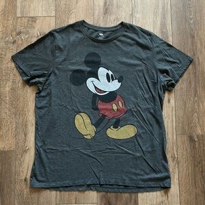 Men’s Old Navy Gray Mickey Mouse Short Sleeve Tee